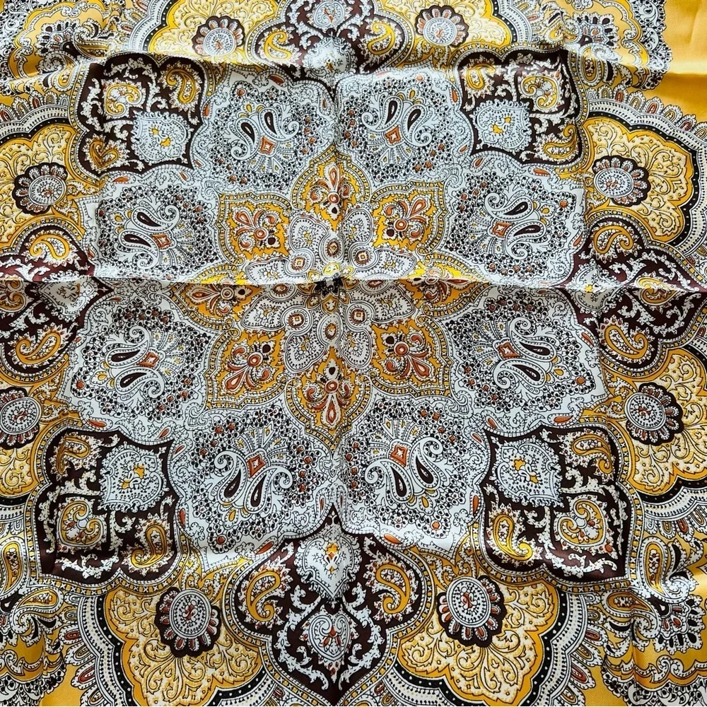 Vintage  Never Worn Scarf Made in Japan.
